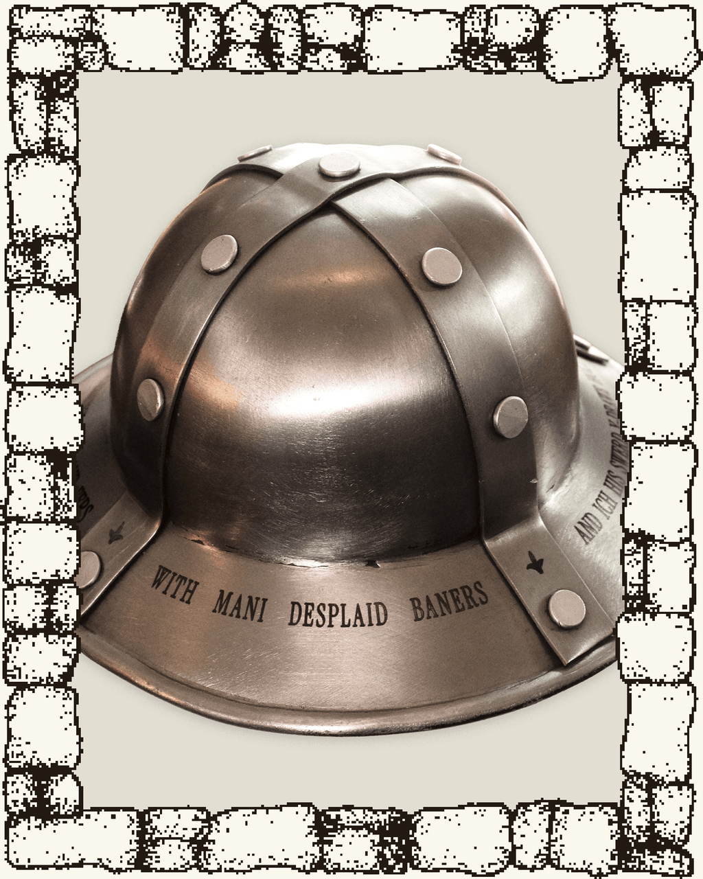 “SIR ORFEO” MINI KETTLE HELM + WOODEN STAND
