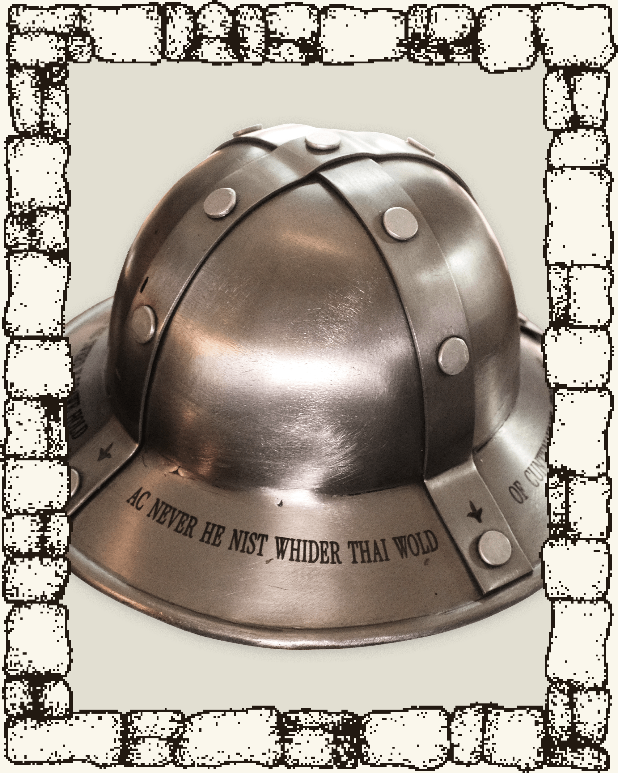 “SIR ORFEO” MINI KETTLE HELM + WOODEN STAND